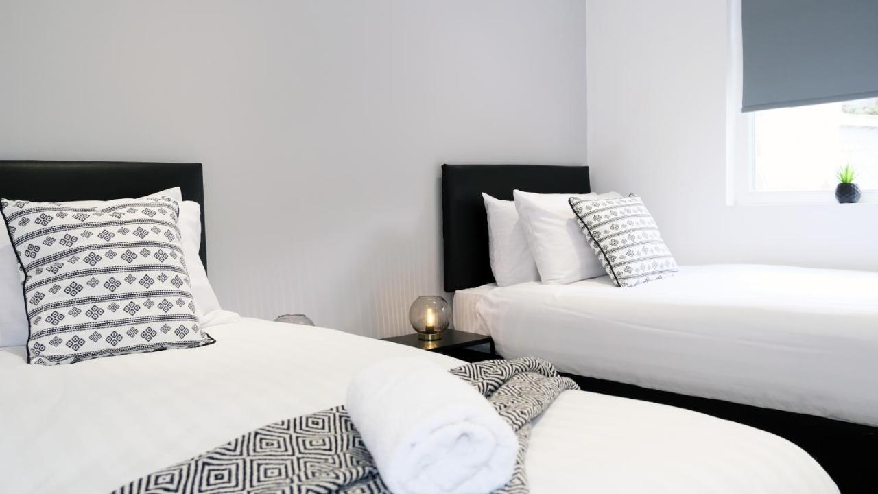 The Kop End Hotel By Serviced Living Liverpool Exterior foto