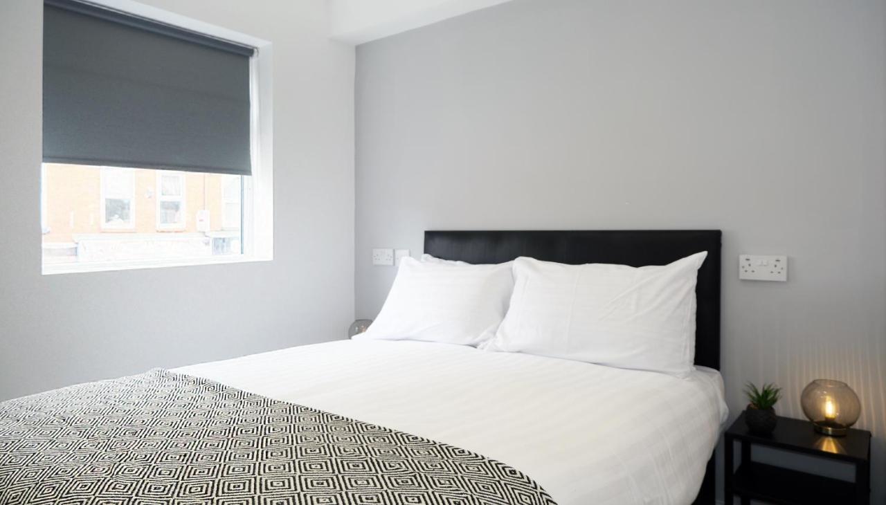 The Kop End Hotel By Serviced Living Liverpool Exterior foto